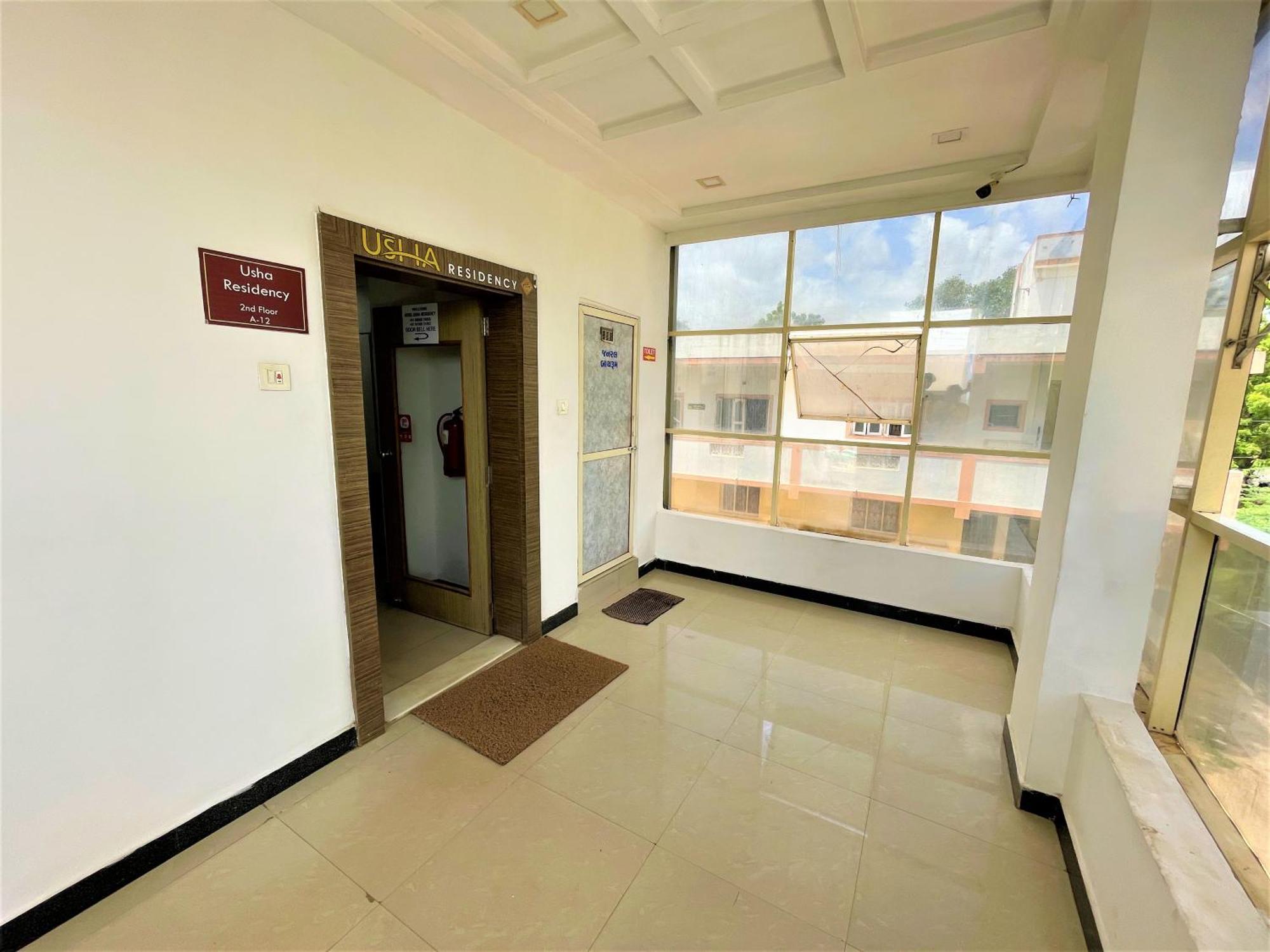 Stay Guru Usha Residency Bhuj Exterior foto