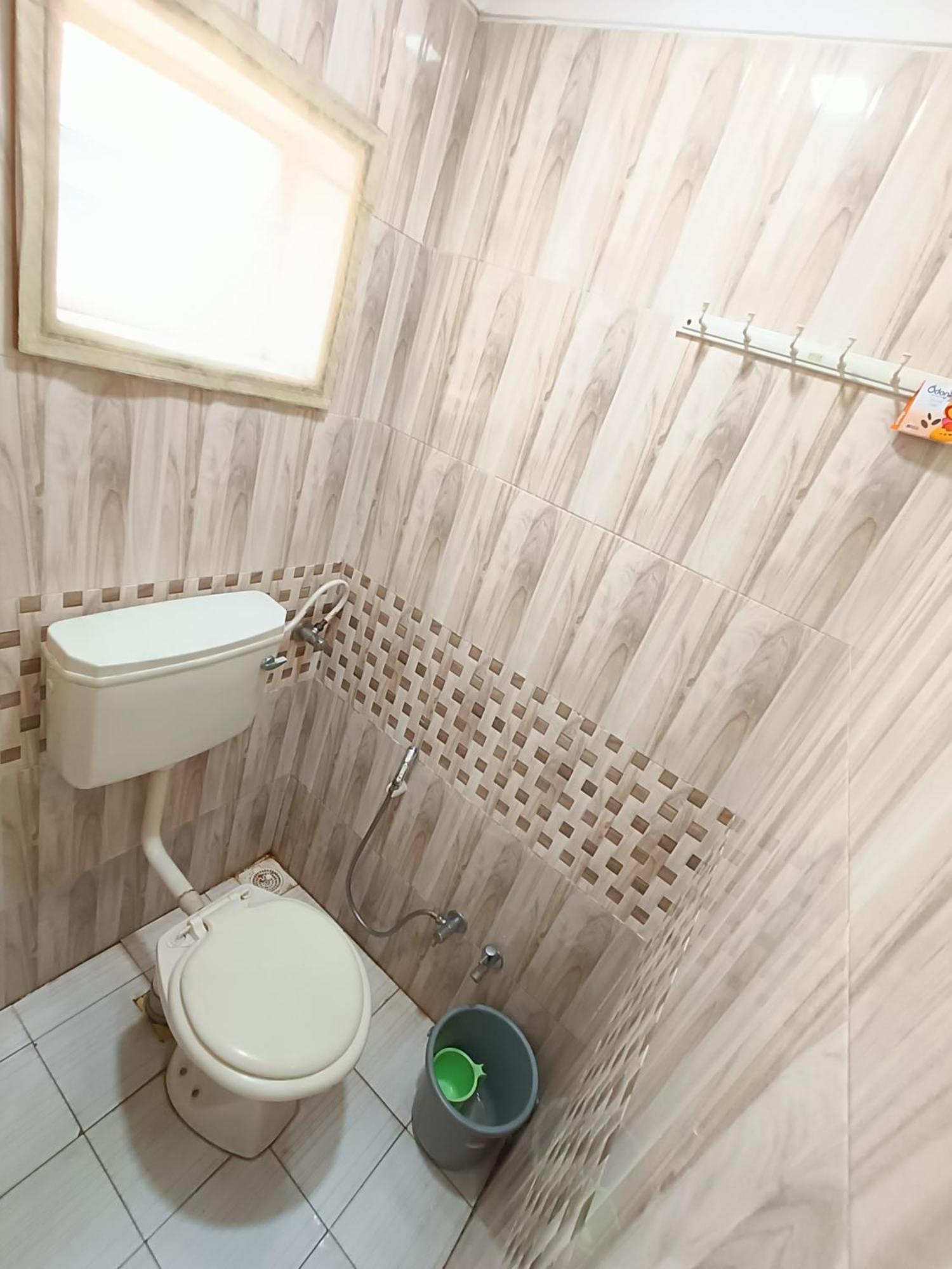 Stay Guru Usha Residency Bhuj Exterior foto